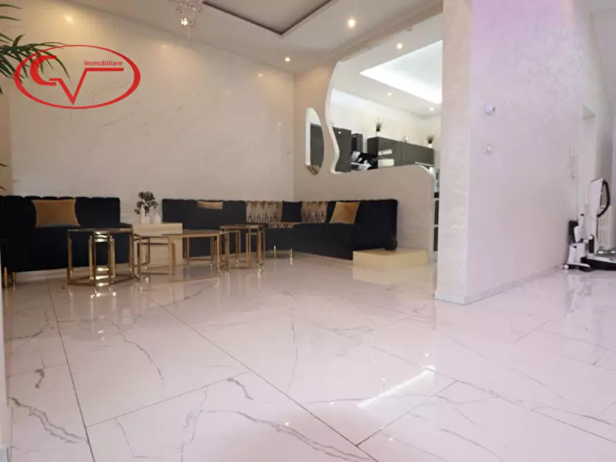 Immagine 11 di Villetta a schiera in vendita  in via pacinotti a Montevarchi