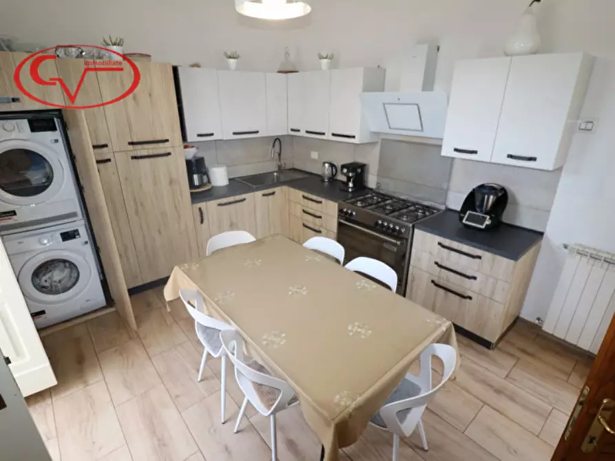 Immagine 41 di Villetta a schiera in vendita  in via pacinotti a Montevarchi