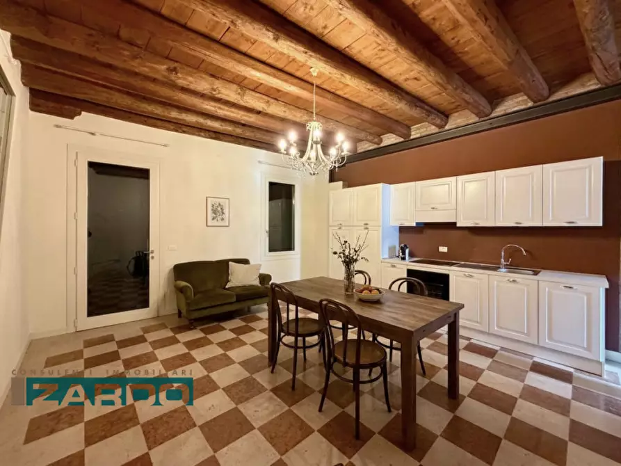 Immagine 1 di Appartamento in vendita  a Castello Di Godego