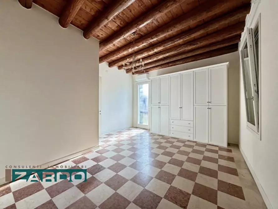 Immagine 4 di Appartamento in vendita  a Castello Di Godego