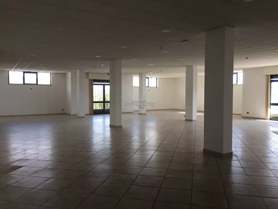 Immagine 6 di Negozio in affitto  in Strada comunale Ispica-Pozzallo a Ispica