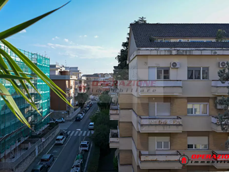 Immagine 25 di Attico in vendita  in Via di Boccea a Roma