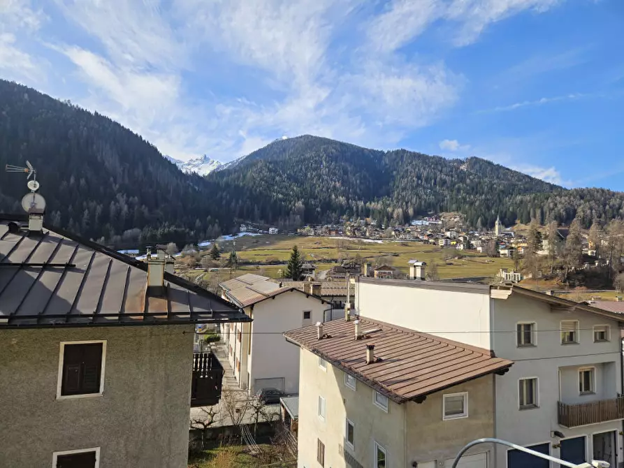 Immagine 5 di Appartamento in vendita  in Via Guglielmo Marconi a Ossana