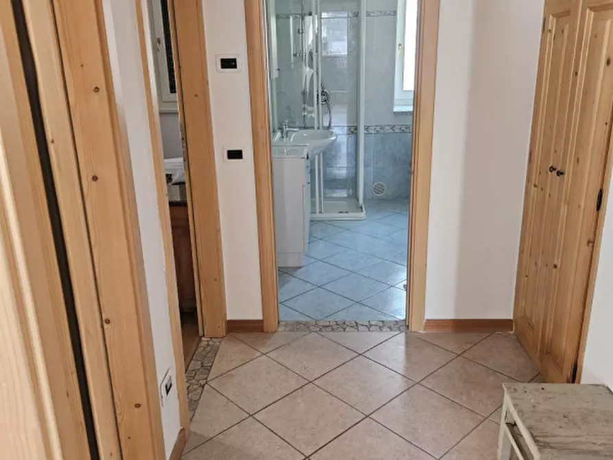 Immagine 6 di Appartamento in vendita  in Via Guglielmo Marconi a Ossana