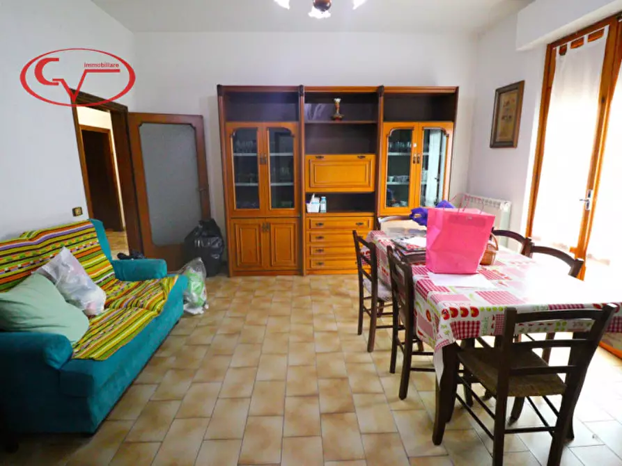 Immagine 1 di Appartamento in vendita  in Via Pacinotti a Montevarchi