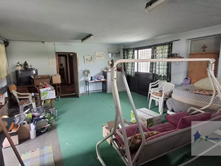 Immagine 15 di Villa in vendita  in Via Cristoforo Colombo 14 a Castano Primo