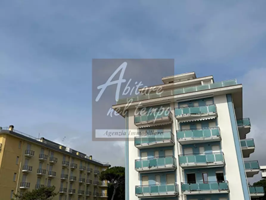 Immagine 3 di Appartamento in vendita  in VIA LEVANTINA TERZO ACCESSO AL MARE a Jesolo