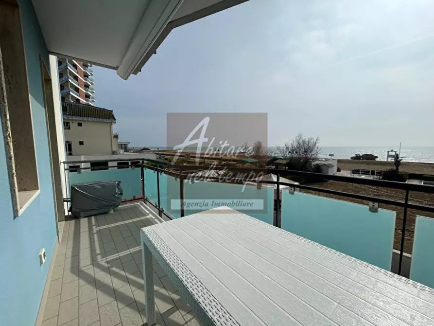 Immagine 4 di Appartamento in vendita  in VIA LEVANTINA TERZO ACCESSO AL MARE a Jesolo
