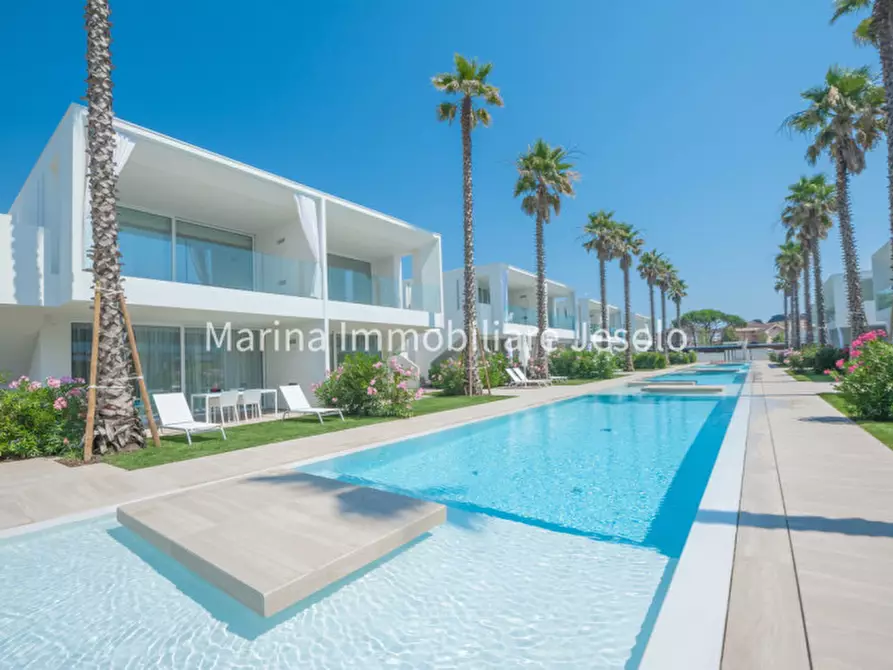 Immagine 2 di Appartamento in vendita  in Viale Martiri delle Foibe a Jesolo