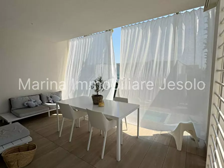 Immagine 6 di Appartamento in vendita  in Viale Martiri delle Foibe a Jesolo