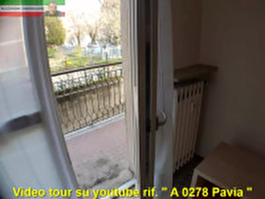 Immagine 5 di Camera in affitto  in VIA PETTENGHI a Pavia