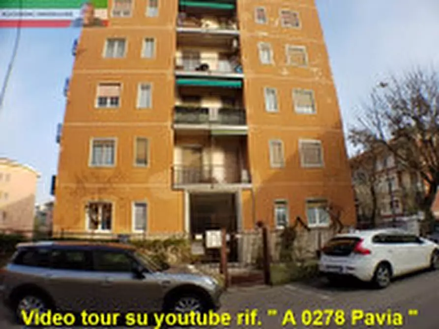 Immagine 6 di Camera in affitto  in VIA PETTENGHI a Pavia