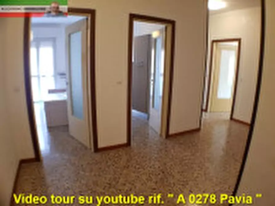 Immagine 7 di Camera in affitto  in VIA PETTENGHI a Pavia