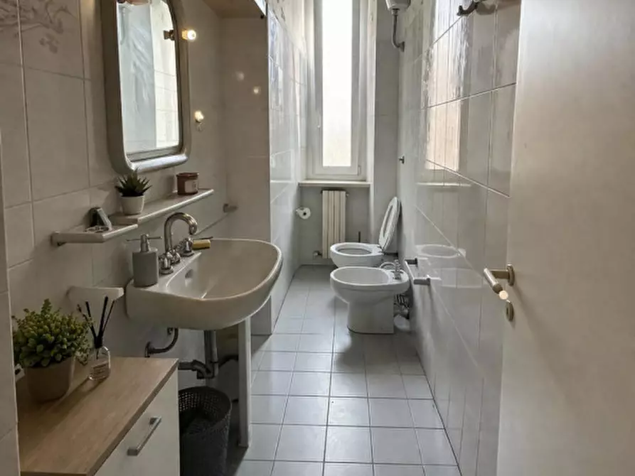 Immagine 5 di Appartamento in vendita  in Corso Carlo Alberto di Savoia a Ancona