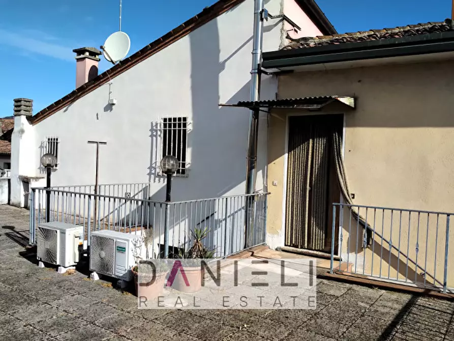 Immagine 8 di Multiproprietà in vendita  in Via Riviera Berica 5 a Barbarano Mossano