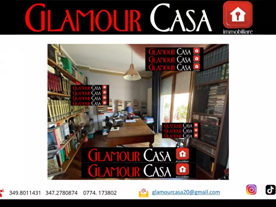 Immagine 3 di Appartamento in vendita  in Via dell'Orsa Maggiore a Roma