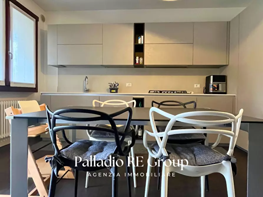 Immagine 4 di Appartamento in vendita  in via mora a Vicenza