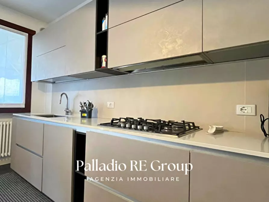 Immagine 8 di Appartamento in vendita  in via mora a Vicenza