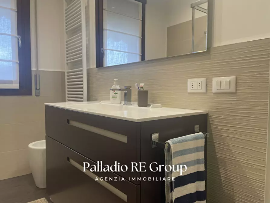 Immagine 23 di Appartamento in vendita  in via mora a Vicenza