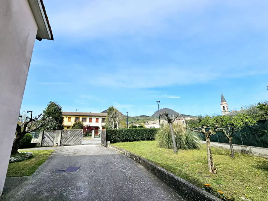 Immagine 7 di Casa bifamiliare in vendita  in VIA SAN LORENZO a Baone