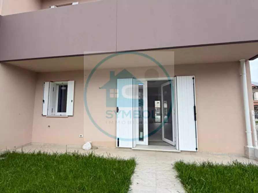 Immagine 1 di Casa bifamiliare in vendita  in Via Giuseppe Sinopoli a Martellago