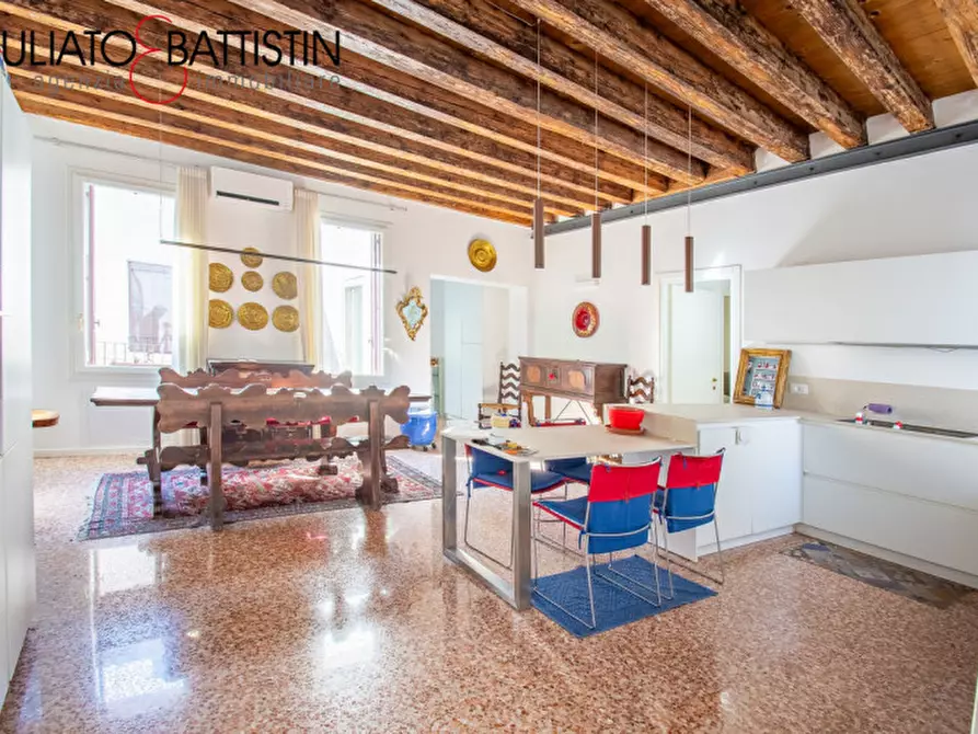 Immagine 4 di Appartamento in vendita  in Contra' Muscheria a Vicenza