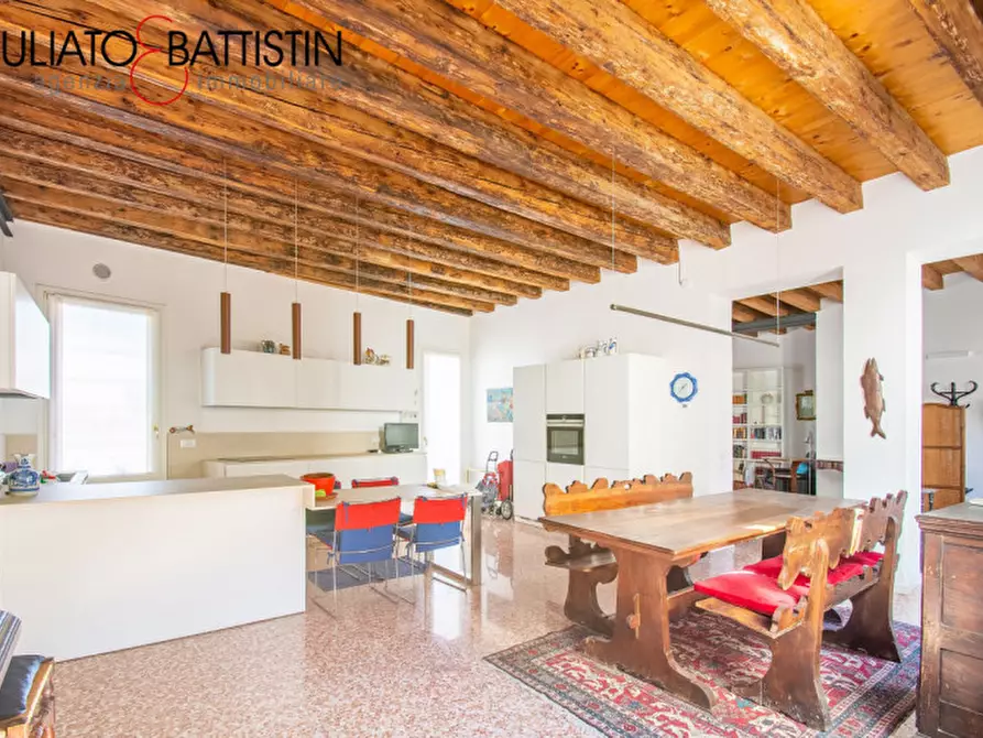 Immagine 6 di Appartamento in vendita  in Contra' Muscheria a Vicenza