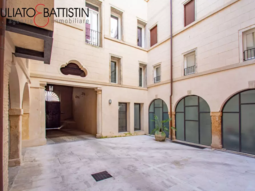 Immagine 13 di Appartamento in vendita  in Contra' Muscheria a Vicenza