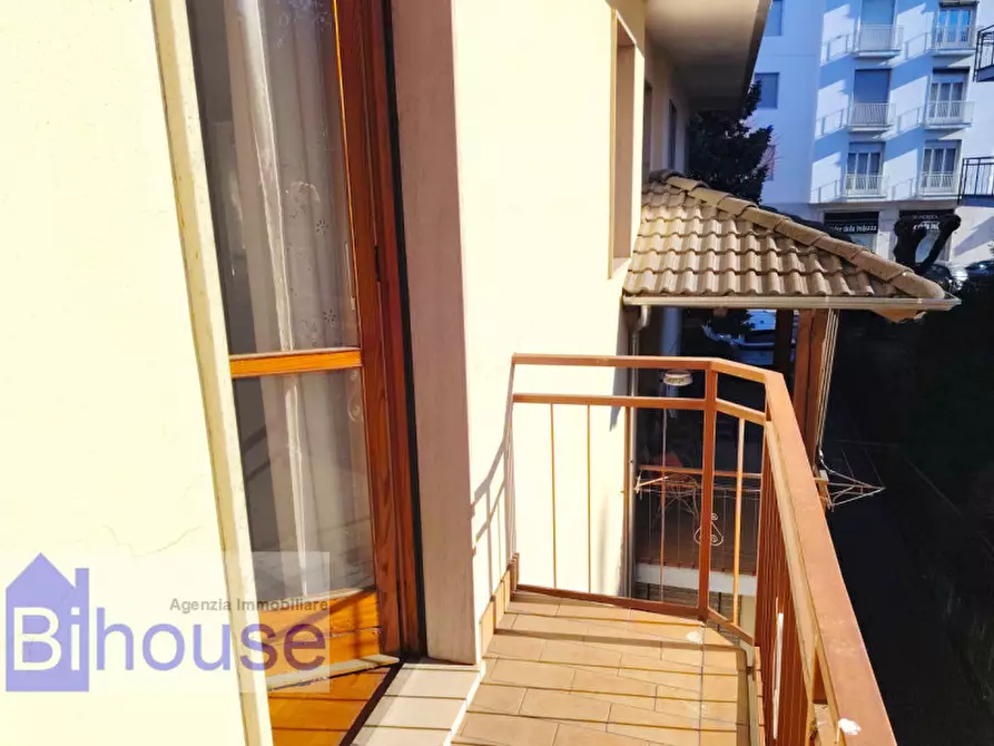 Immagine 18 di Villa in vendita  a Cossato