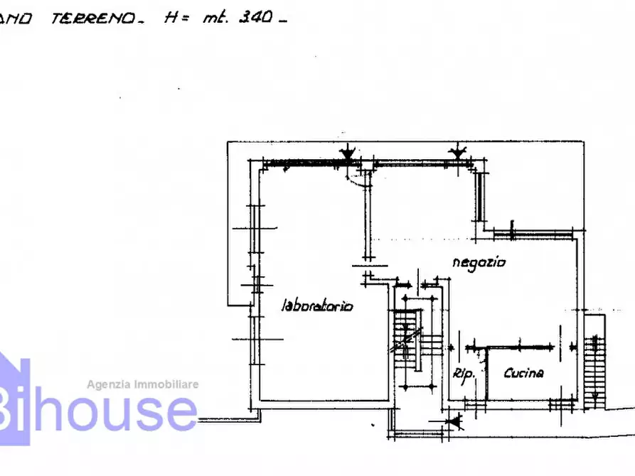 Immagine 31 di Villa in vendita  a Cossato