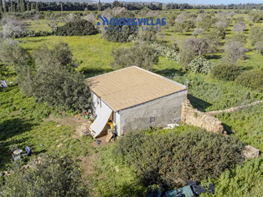 Immagine 14 di Villa in vendita  in calamosche a Noto