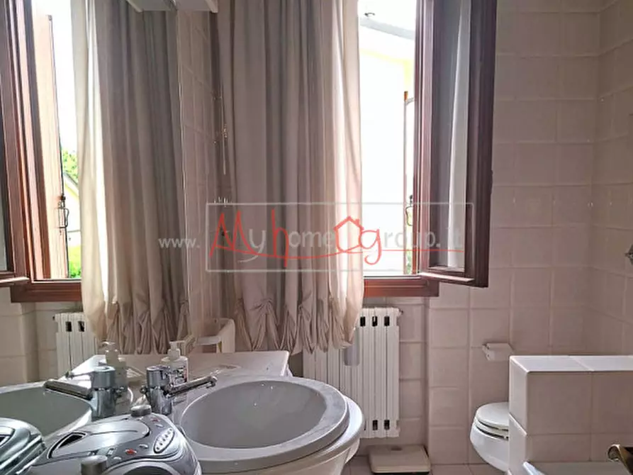 Immagine 11 di Casa bifamiliare in vendita  a Selvazzano Dentro