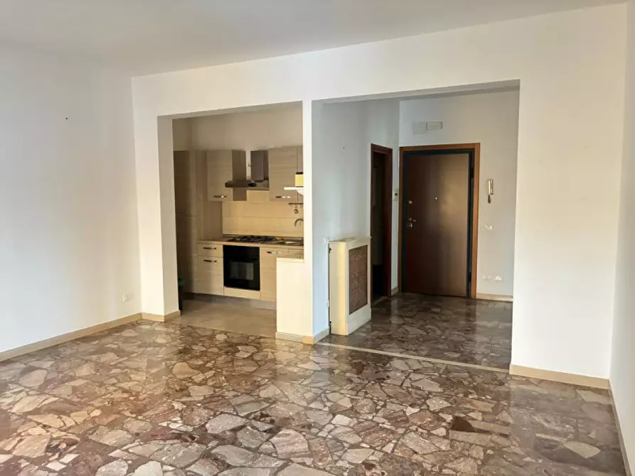 Immagine 2 di Appartamento in vendita  in VIA CANDIDO DE ANGELIS a Anzio