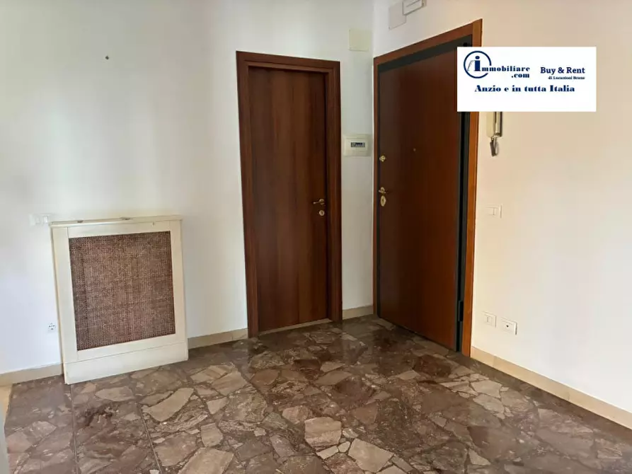 Immagine 9 di Appartamento in vendita  in VIA CANDIDO DE ANGELIS a Anzio