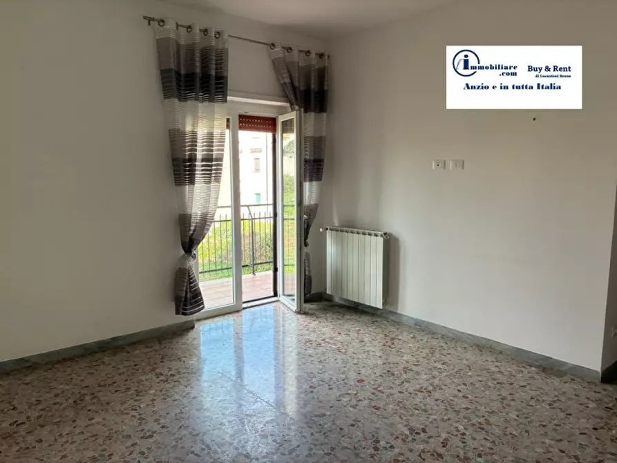 Immagine 11 di Appartamento in vendita  in VIA CANDIDO DE ANGELIS a Anzio