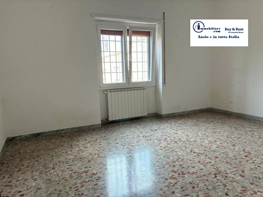 Immagine 40 di Appartamento in vendita  in VIA CANDIDO DE ANGELIS a Anzio