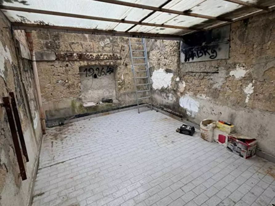 Immagine 11 di Appartamento in affitto  in via San Filippo e Giacomo 27 a Napoli