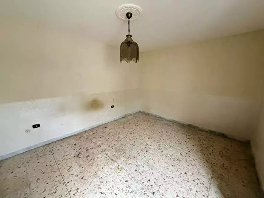 Immagine 13 di Appartamento in affitto  in via San Filippo e Giacomo 27 a Napoli