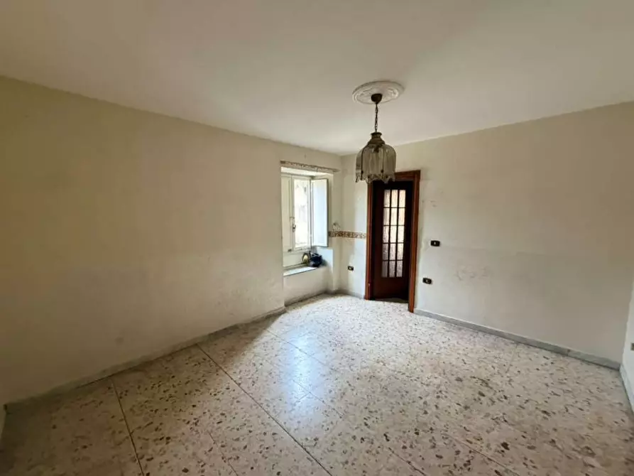 Immagine 15 di Appartamento in affitto  in via San Filippo e Giacomo 27 a Napoli