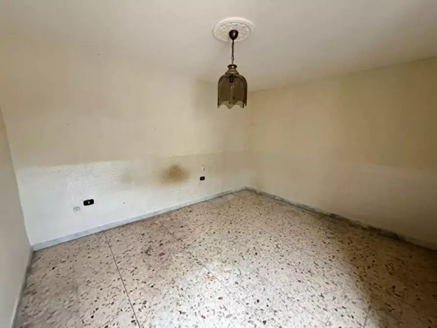 Immagine 17 di Appartamento in affitto  in via San Filippo e Giacomo 27 a Napoli