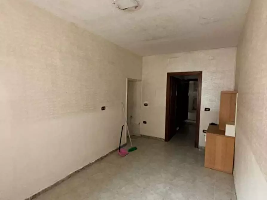 Immagine 21 di Appartamento in affitto  in via San Filippo e Giacomo 27 a Napoli