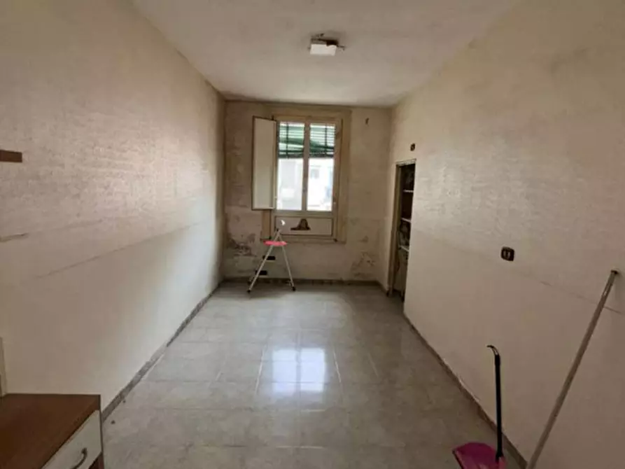 Immagine 22 di Appartamento in affitto  in via San Filippo e Giacomo 27 a Napoli