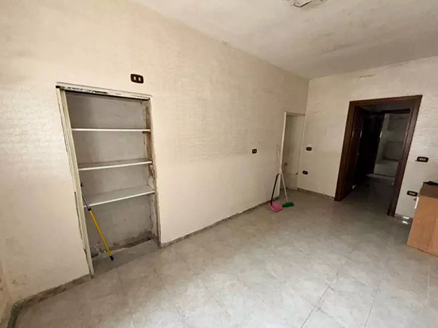 Immagine 23 di Appartamento in affitto  in via San Filippo e Giacomo 27 a Napoli