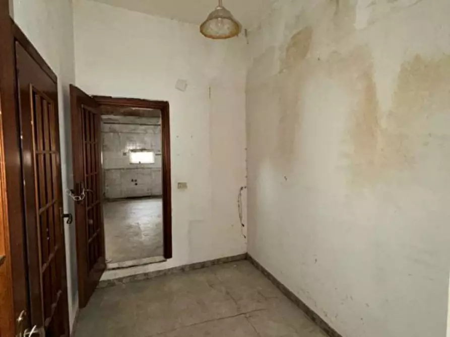 Immagine 27 di Appartamento in affitto  in via San Filippo e Giacomo 27 a Napoli