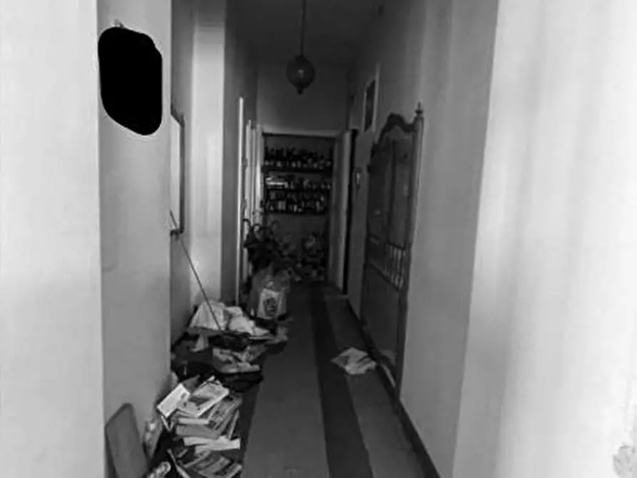 Immagine 5 di Appartamento in vendita  in Via Filippo Turati 6 a Massa