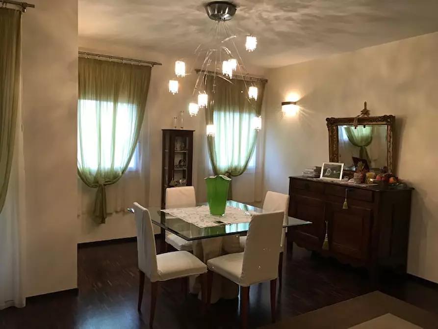 Immagine 4 di Casa bifamiliare in vendita  in Via Sabbioni a Noventa Padovana