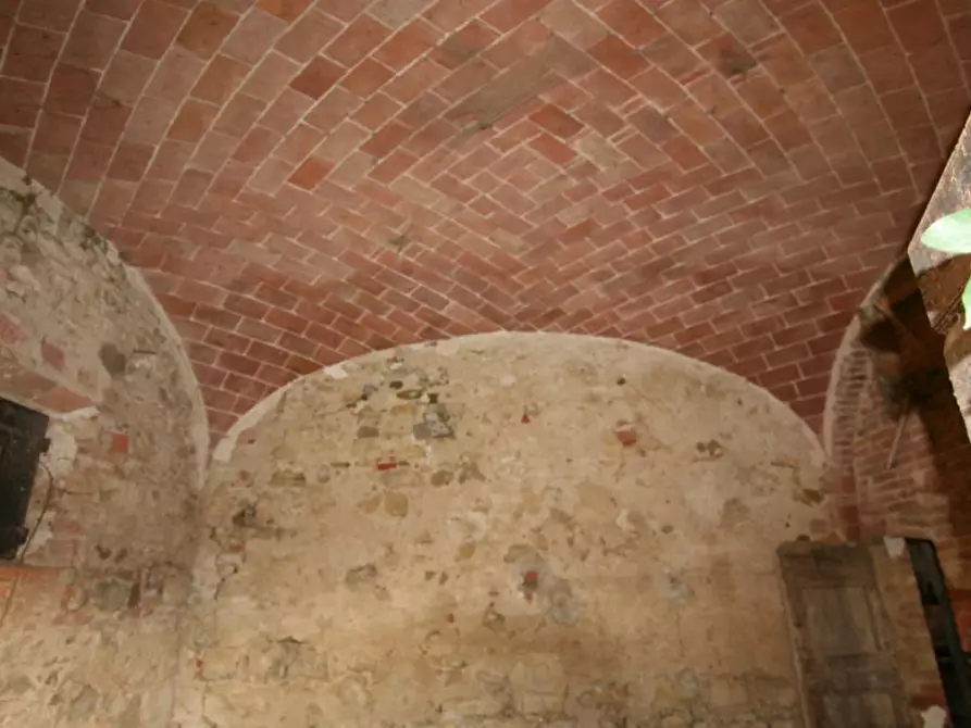 Immagine 37 di Rustico / casale in vendita  a Sinalunga