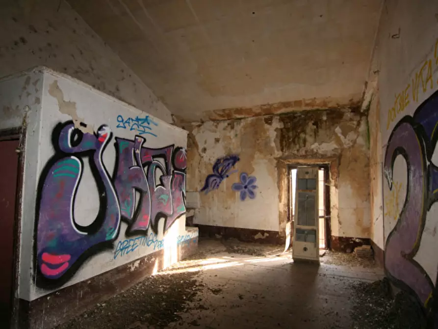 Immagine 48 di Rustico / casale in vendita  a Sinalunga