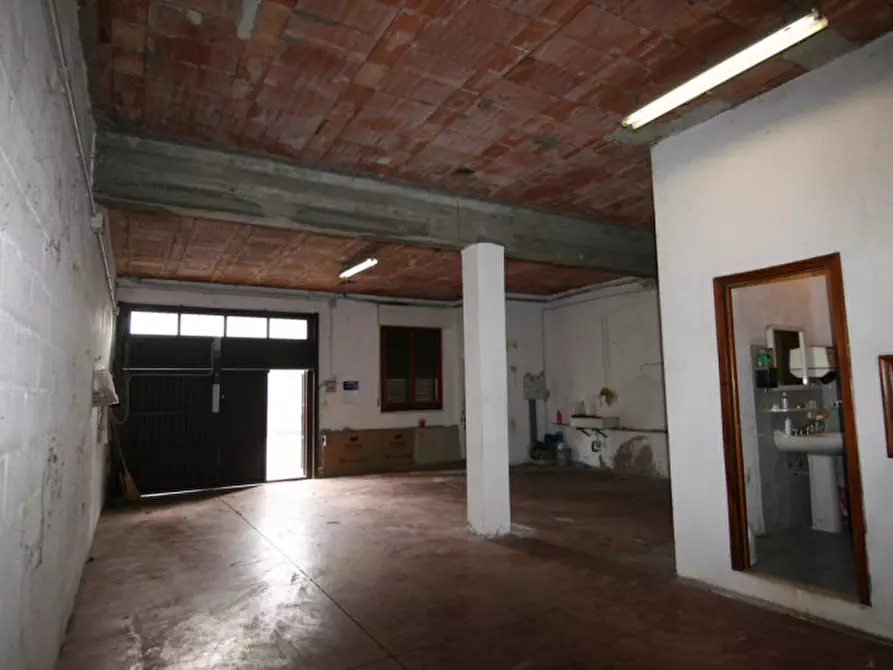 Immagine 8 di Villetta a schiera in vendita  a Sinalunga
