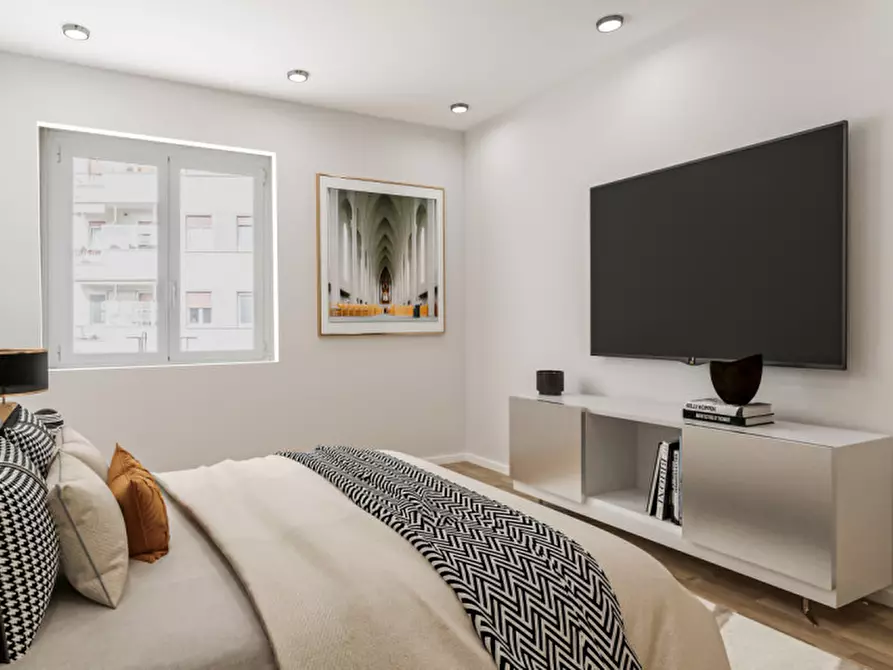 Immagine 3 di Appartamento in vendita  in Via Plinio 59 a Milano